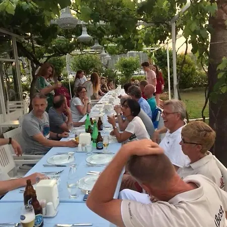 Palmiye Hotel Restaurant *